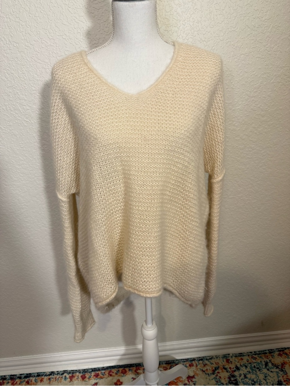 Free People Cream V-Neck Lightweight Knit Sweater
